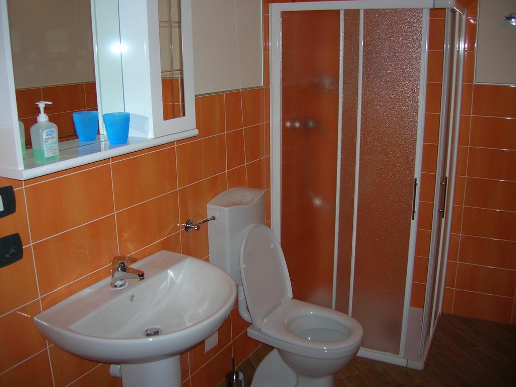 La Barmo Affittacamere Pietraporzio Room photo